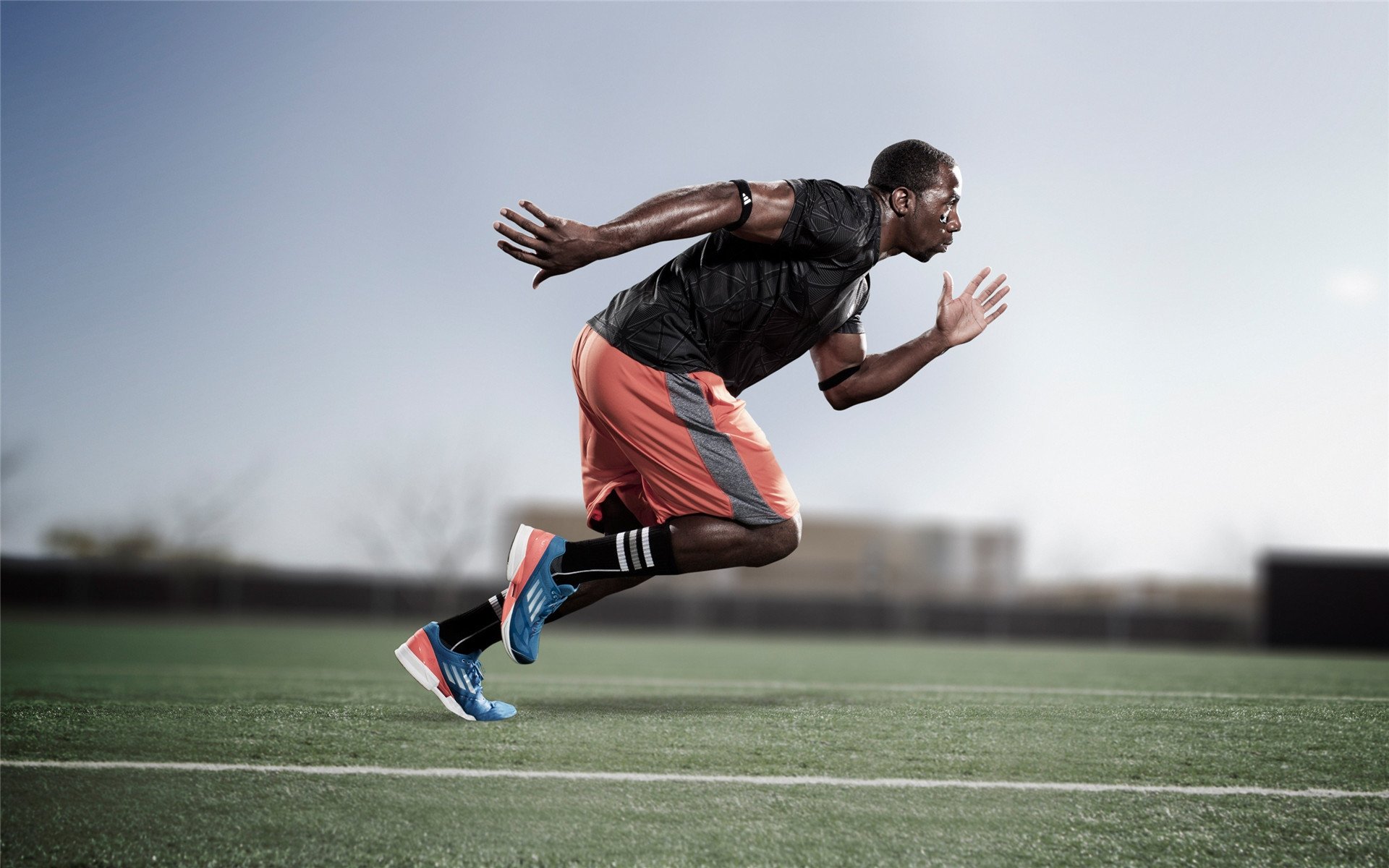 姆巴佩统治全场,当巴黎王子在阿根廷与希腊的想象中加冕